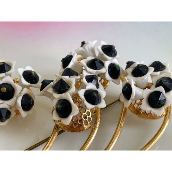 Vintage 1950s Metal Flower Brooch Porcelain Glass Bead Accents - Picture 10 of 11